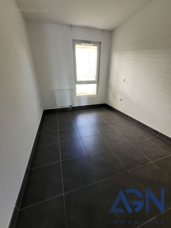 Appartement à JUVIGNAC