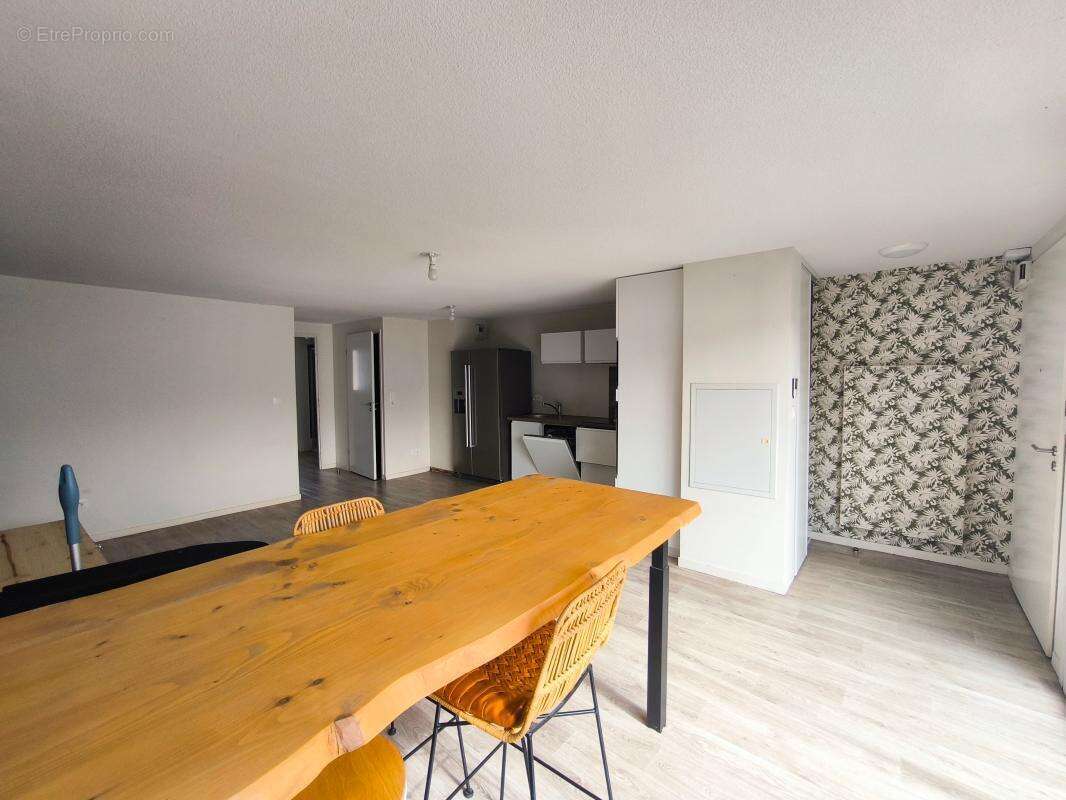 Appartement à BILLERE