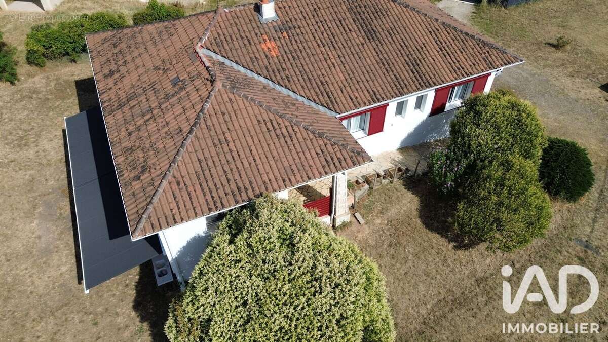 Maison 120 m² à Sainte-Bazeille  - photo 2