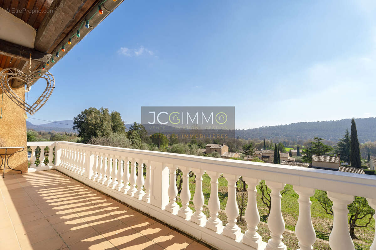 Maison à CAMPS-LA-SOURCE