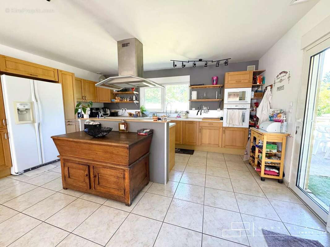 Maison 160 m² à Preignan  - photo 6