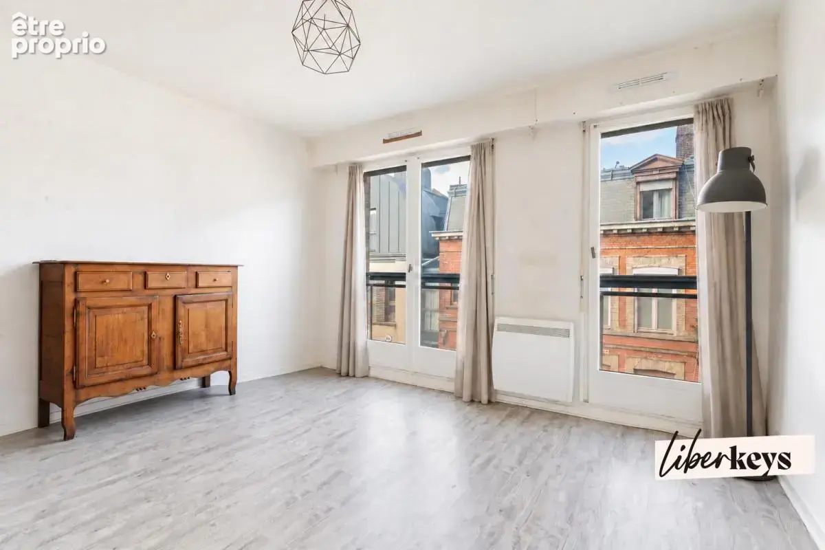 Studio 23 m² rue de Jemmapes - 2ème étage - proche Citadelle - photo 2