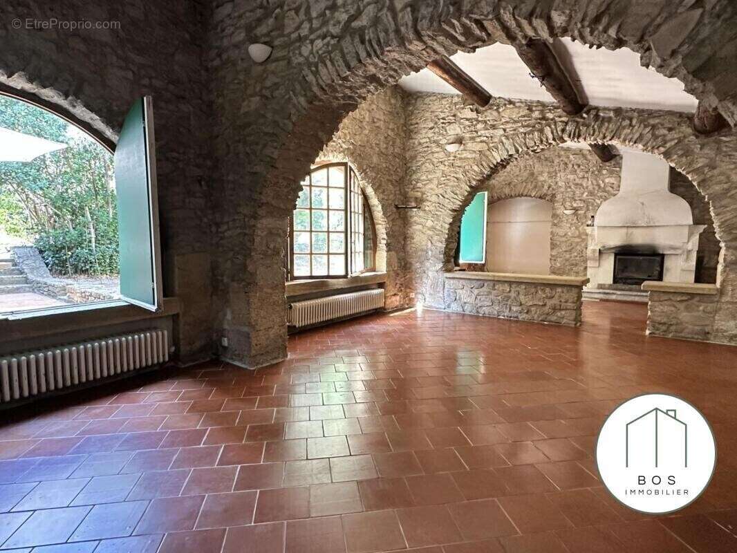 Maison à LANCON-PROVENCE