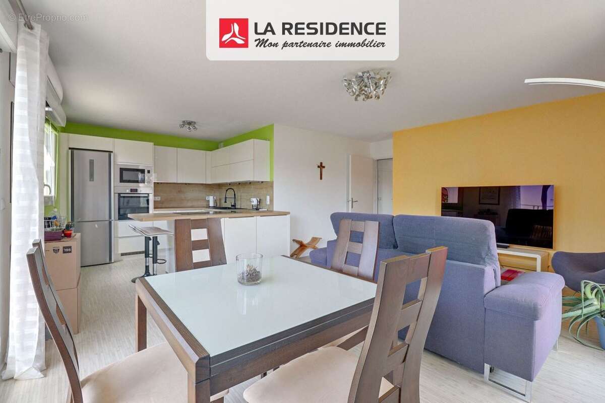 Appartement à PUGET-SUR-ARGENS