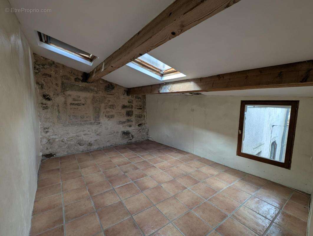 Maison à ADISSAN