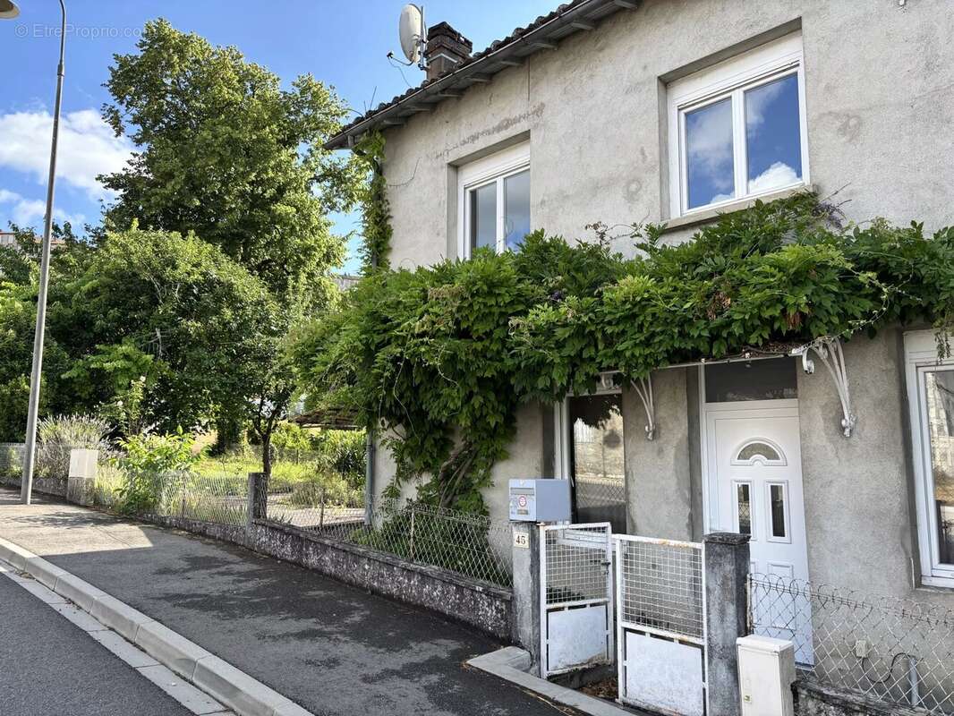 Maison à TOURNON-D&#039;AGENAIS