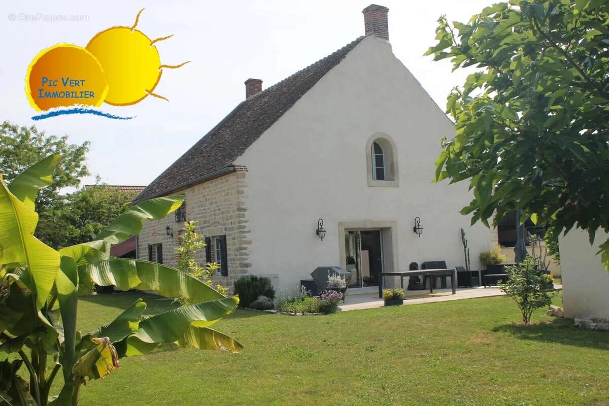 Maison à SEURRE