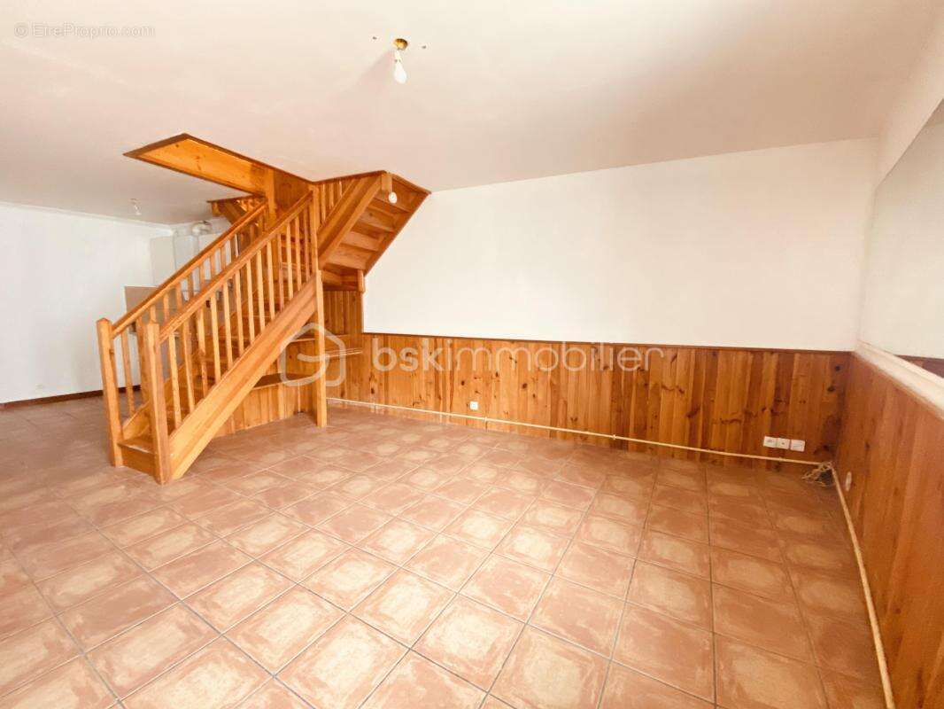 Appartement à LA BOISSE