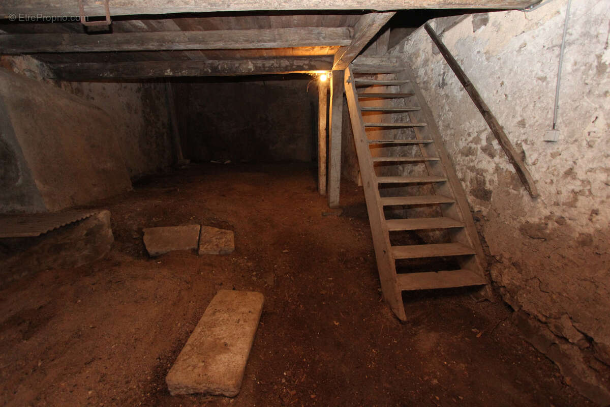 Maison à MONT-LE-VIGNOBLE