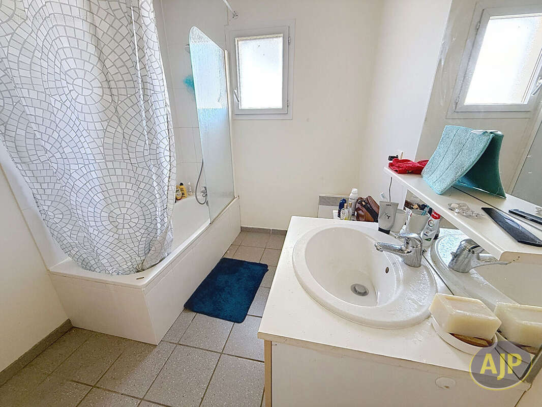 Maison à NOTRE-DAME-DES-LANDES