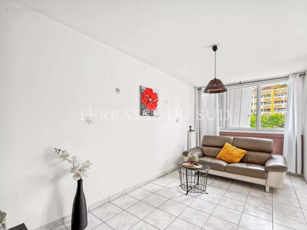 Appartement à MARSEILLE-12E