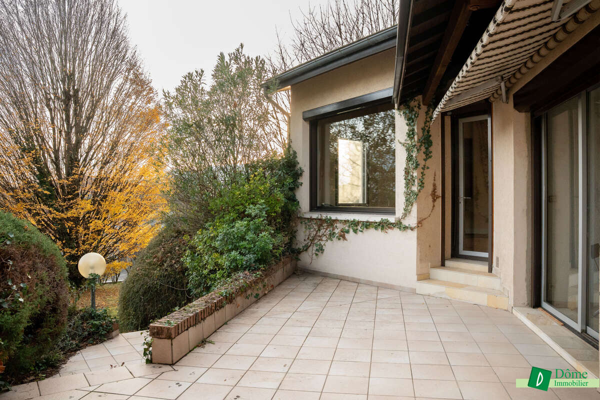 Maison à MONTBONNOT-SAINT-MARTIN