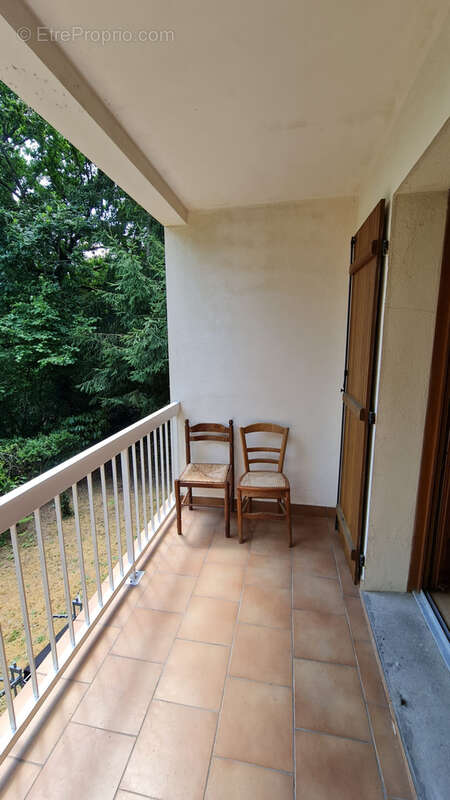 Appartement à BURES-SUR-YVETTE