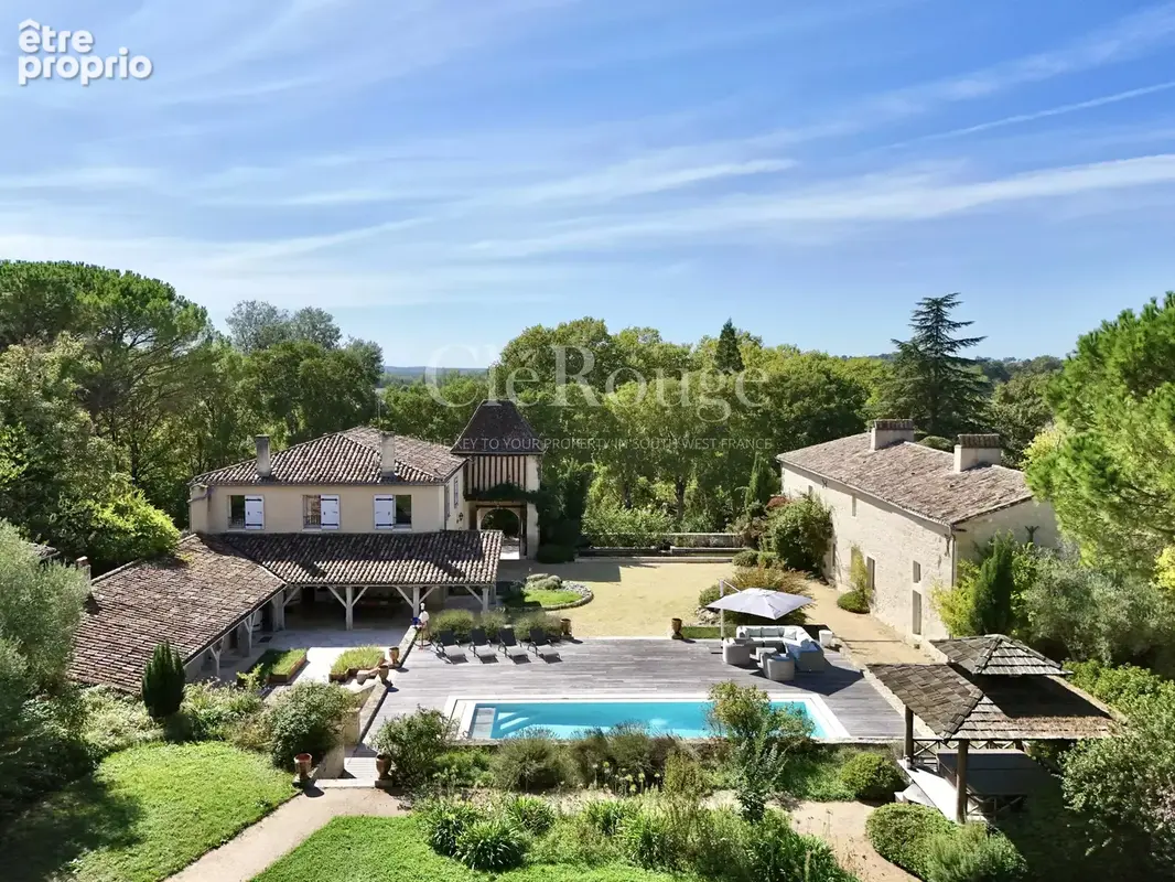 10 minutes de Marmande — Demeure du XVIIe siècle restaurée avec second logis, piscine et pigeonnier - photo 27