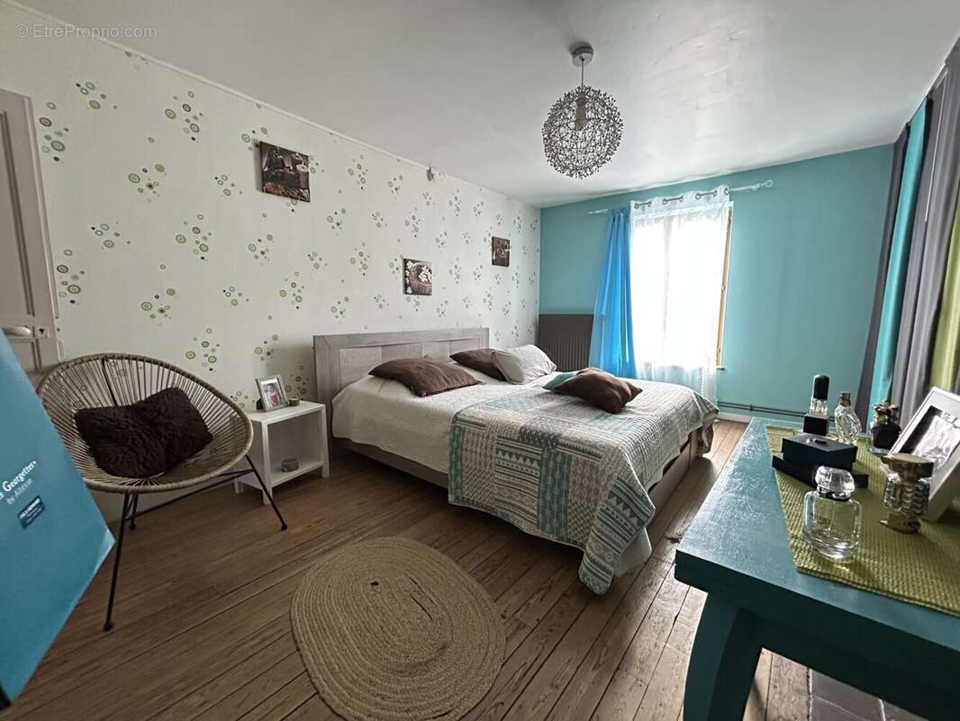 Maison à CHAUMONT-PORCIEN