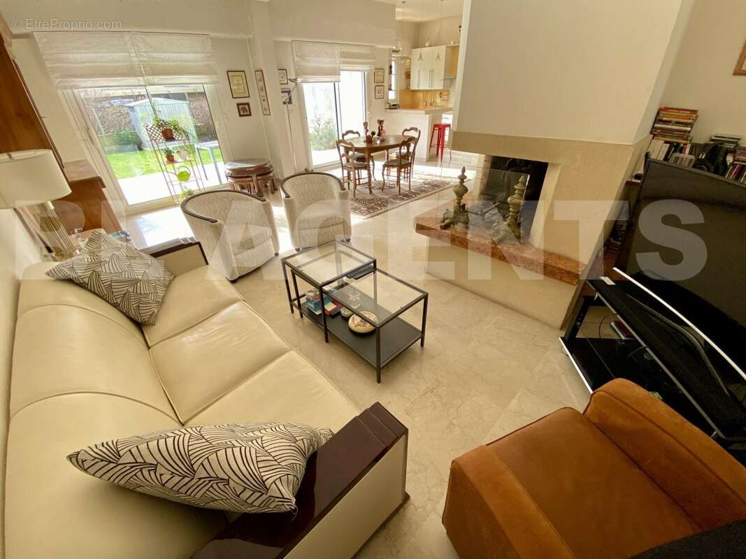 séjour 4 - Maison à VILLEPARISIS