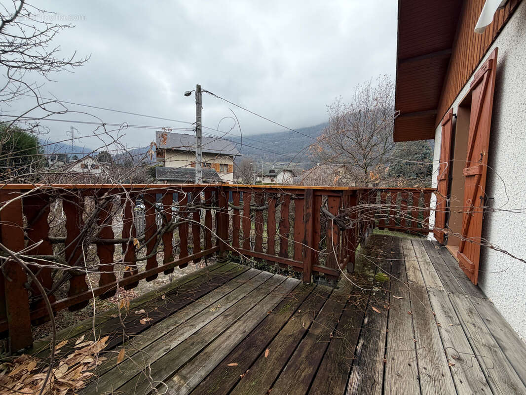 Maison à SAINT-ETIENNE-DE-CUINES