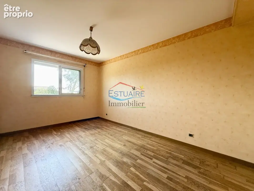 Maison 148 m² à Malville  - photo 8