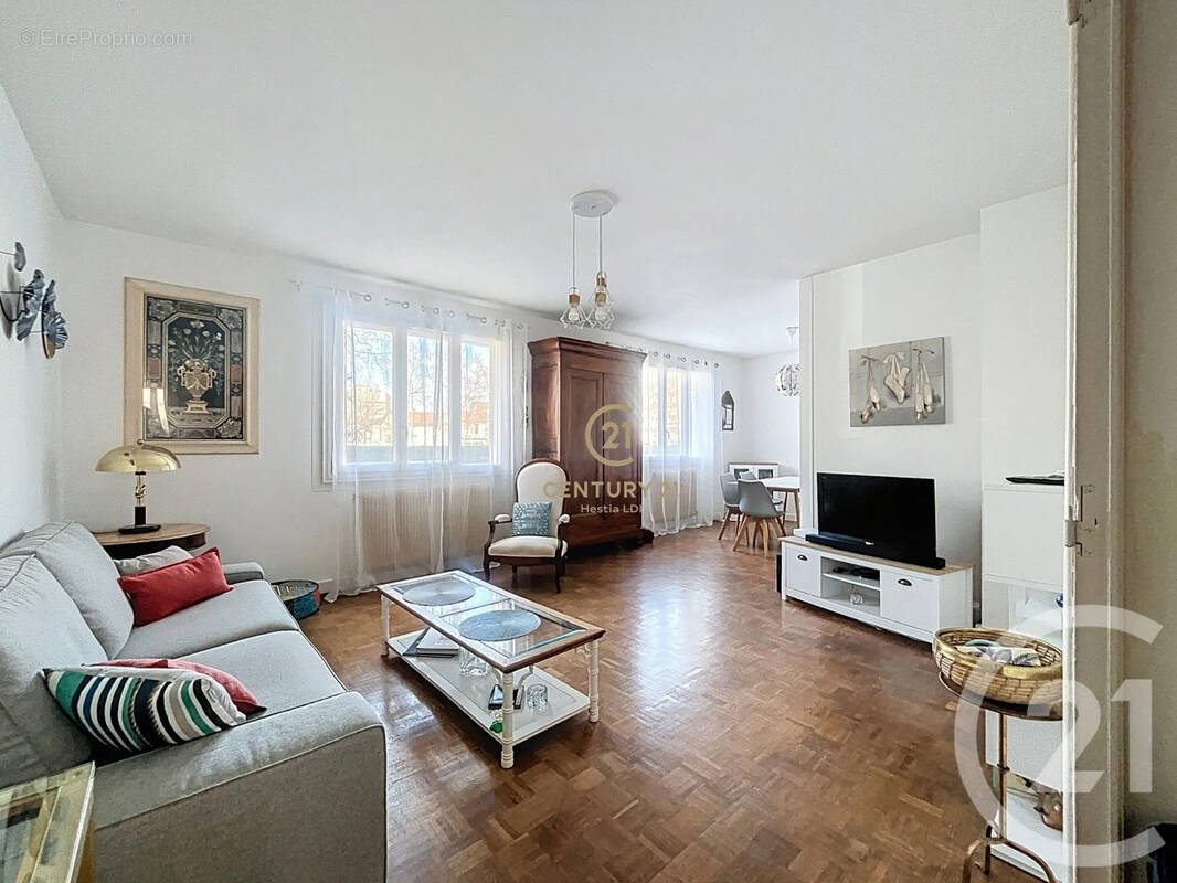 Appartement à LYON-8E