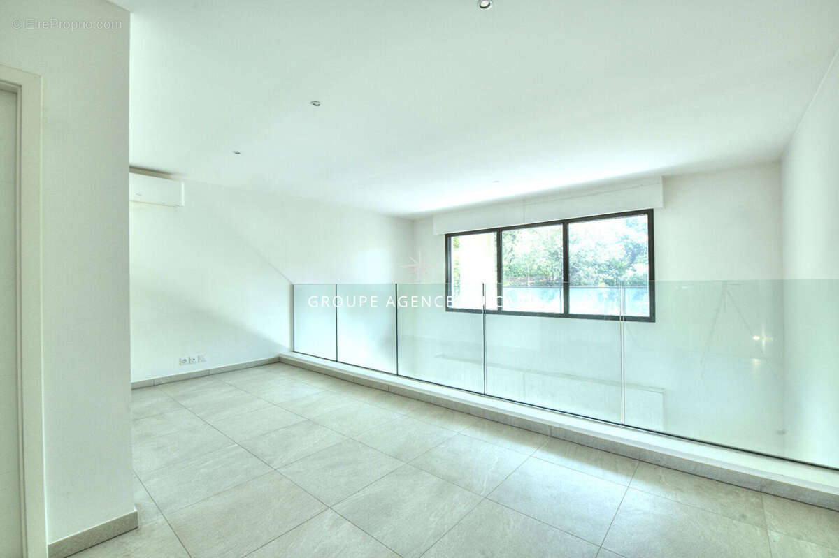 Maison à SAINT-RAPHAEL