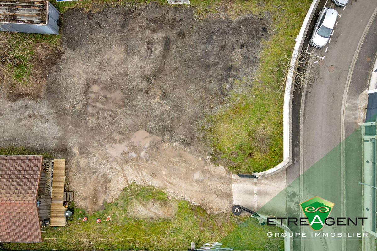 Terrain à PORCHEVILLE