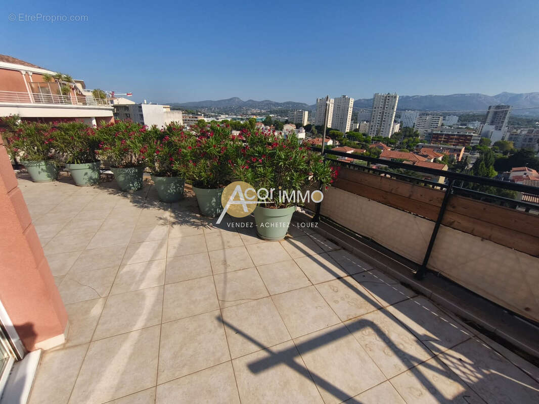 Chateaubanne - t2 toit terrasse + garage - photo 4