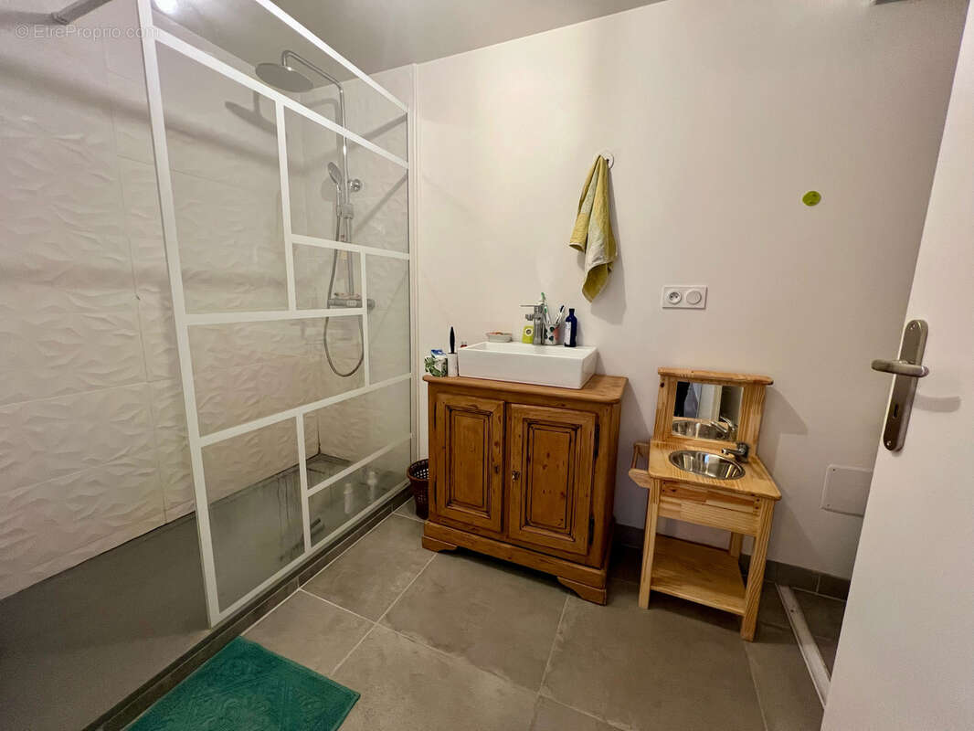 Maison à SAINT-LAURENT-DE-LA-CABRERISSE