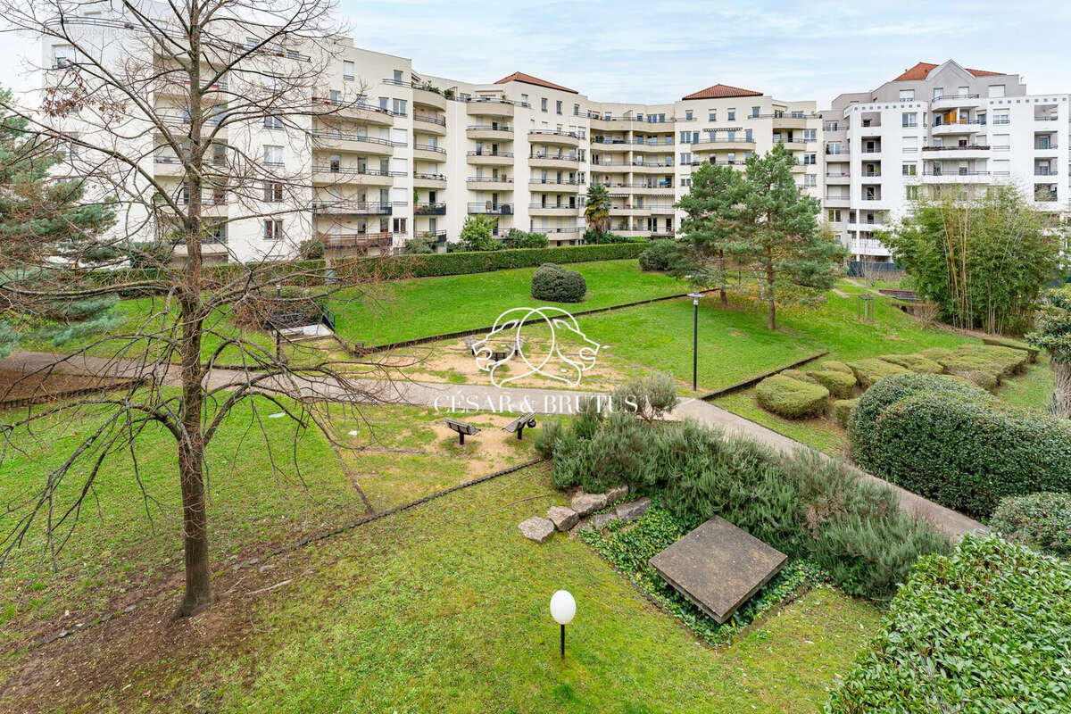 Appartement à LYON-9E