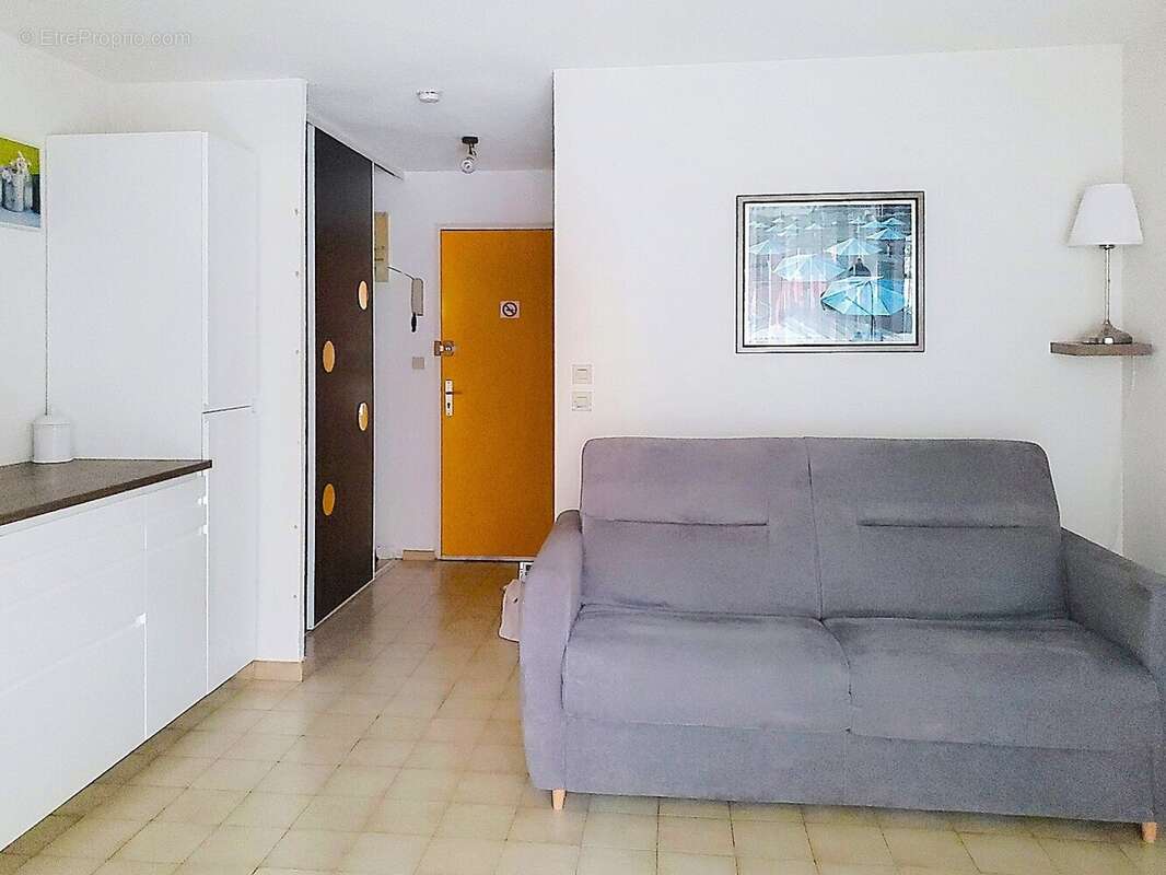 Appartement à LAMALOU-LES-BAINS