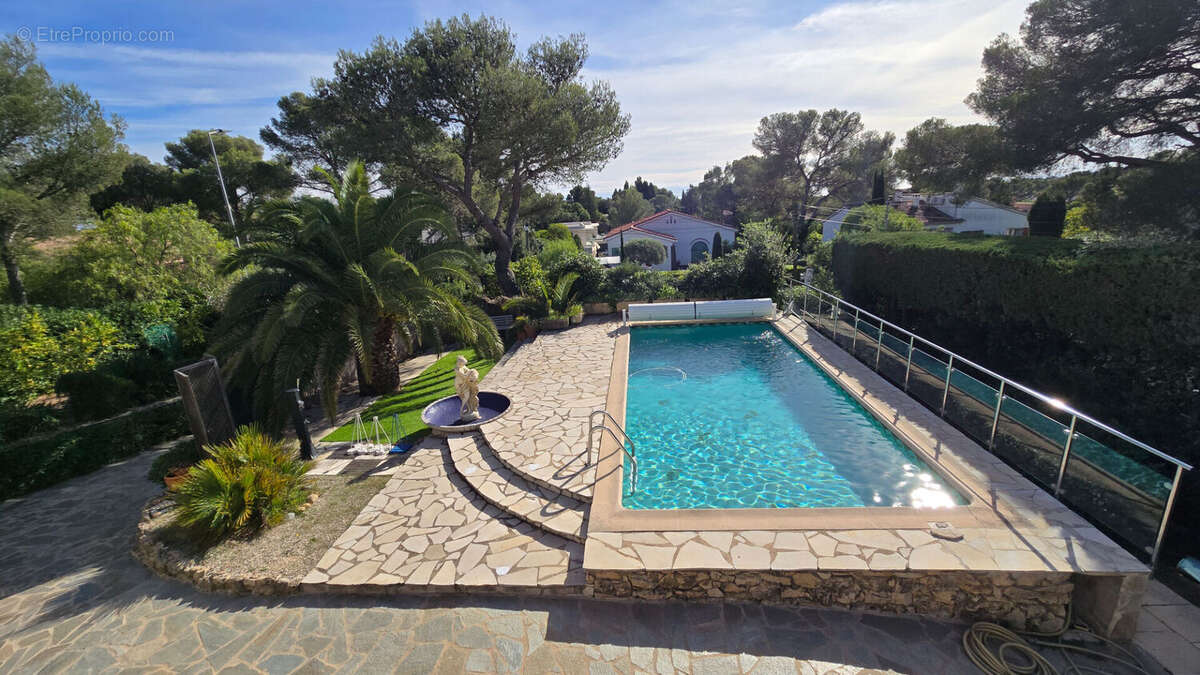 Maison à SAINT-RAPHAEL