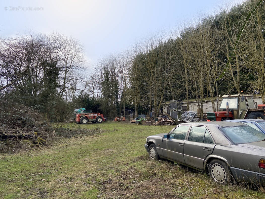 Terrain à JEUMONT