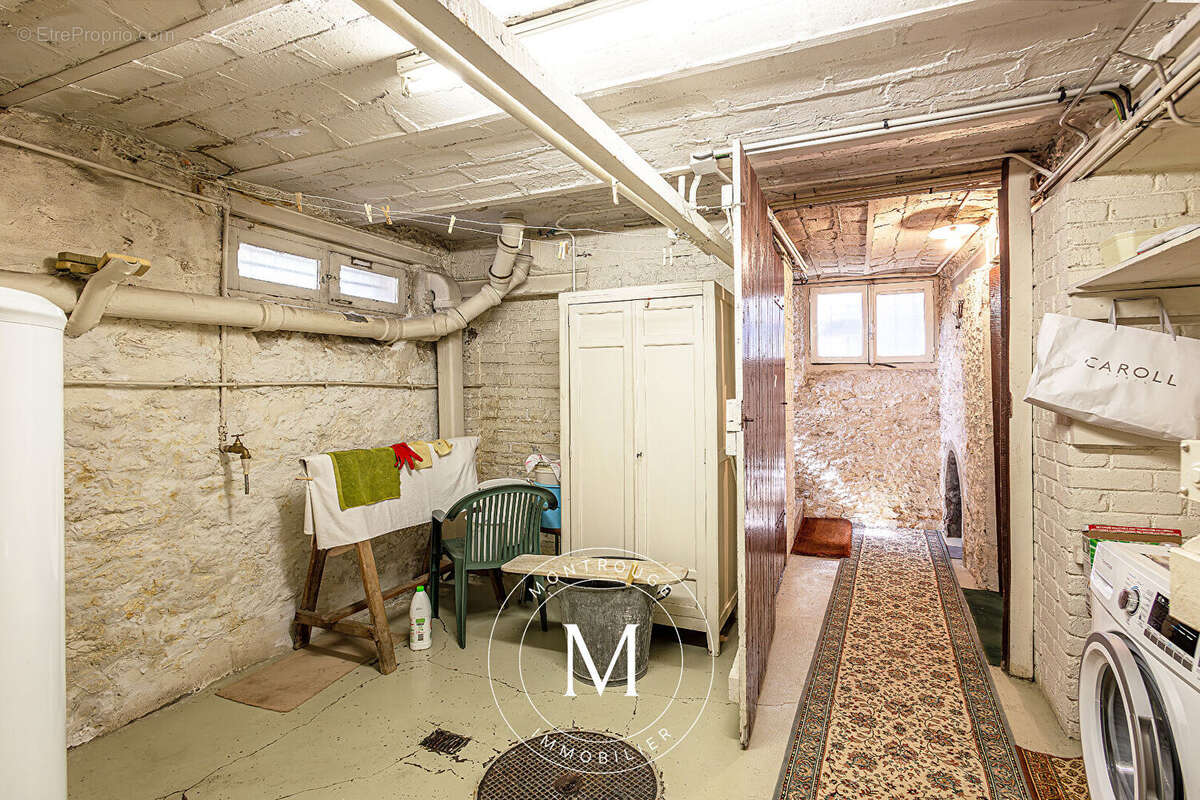 Maison à MONTROUGE