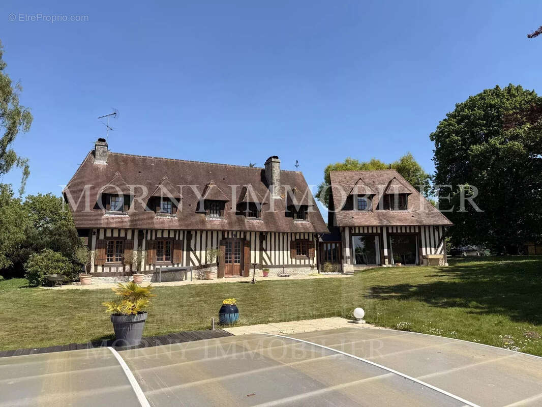 Maison à PONT-L&#039;EVEQUE