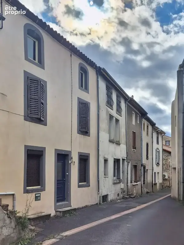 Photo Maison à Les Martres-De-Veyre au prix de 145 000€