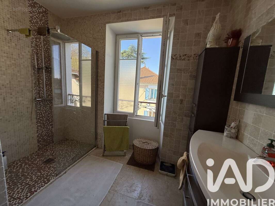 Photo 8 - Maison à LE MEE-SUR-SEINE