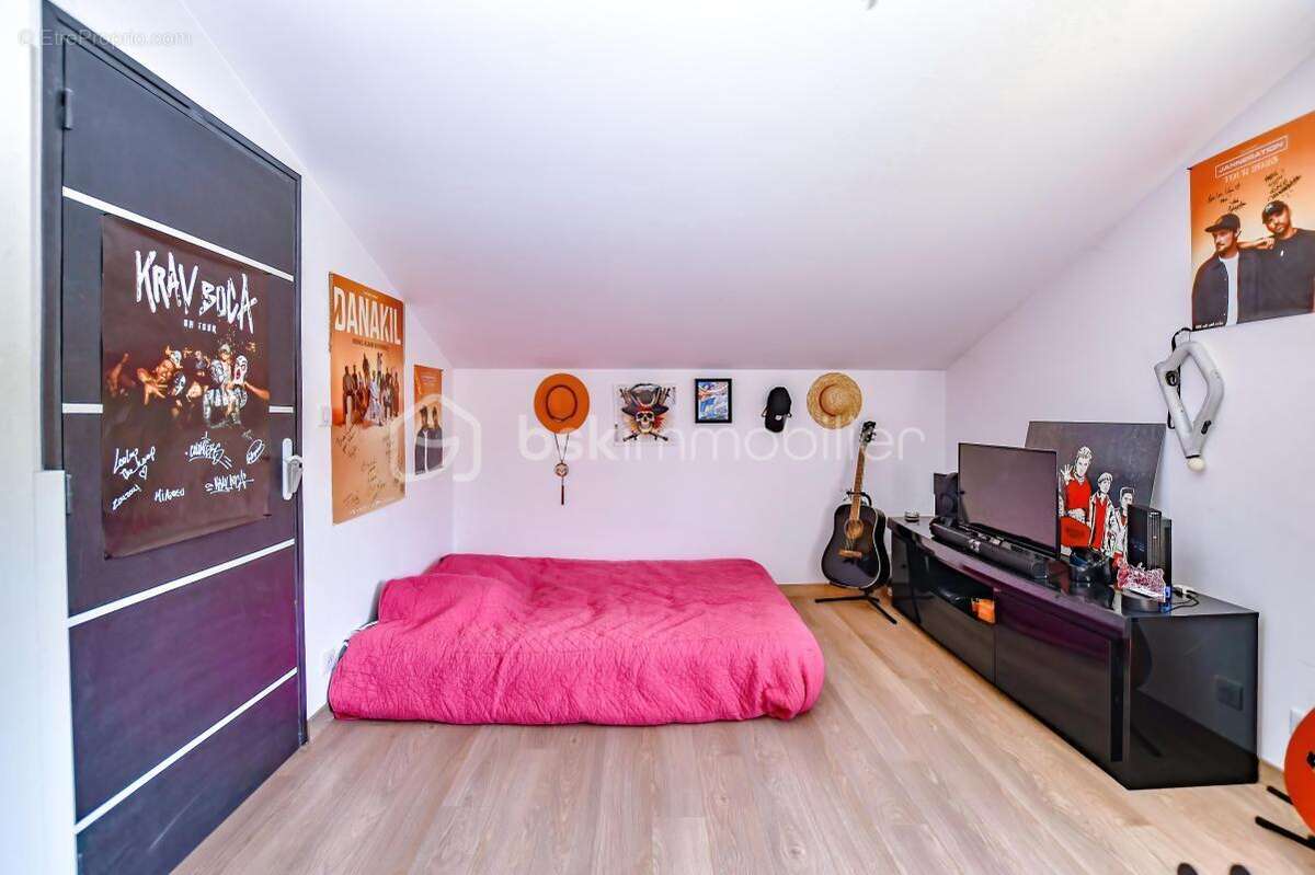Maison jumelée - 103 m2- 4 pièces - photo 12