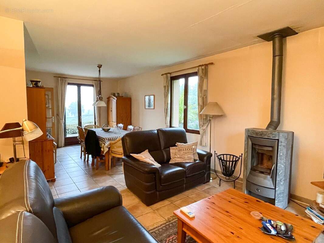 Maison à MARCILLAT-EN-COMBRAILLE