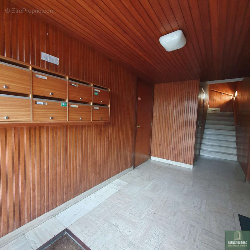 Appartement à SURESNES