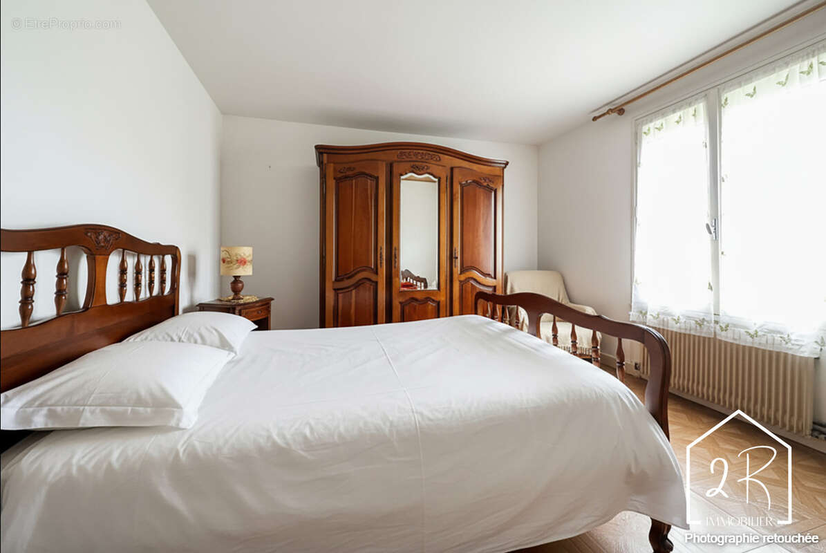 Maison à SEREZIN-DU-RHONE