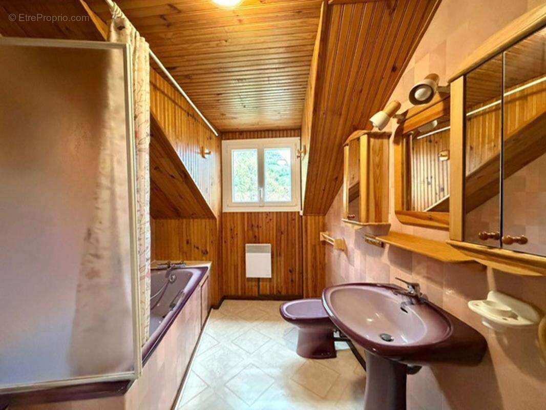 Appartement à BAGNERES-DE-LUCHON