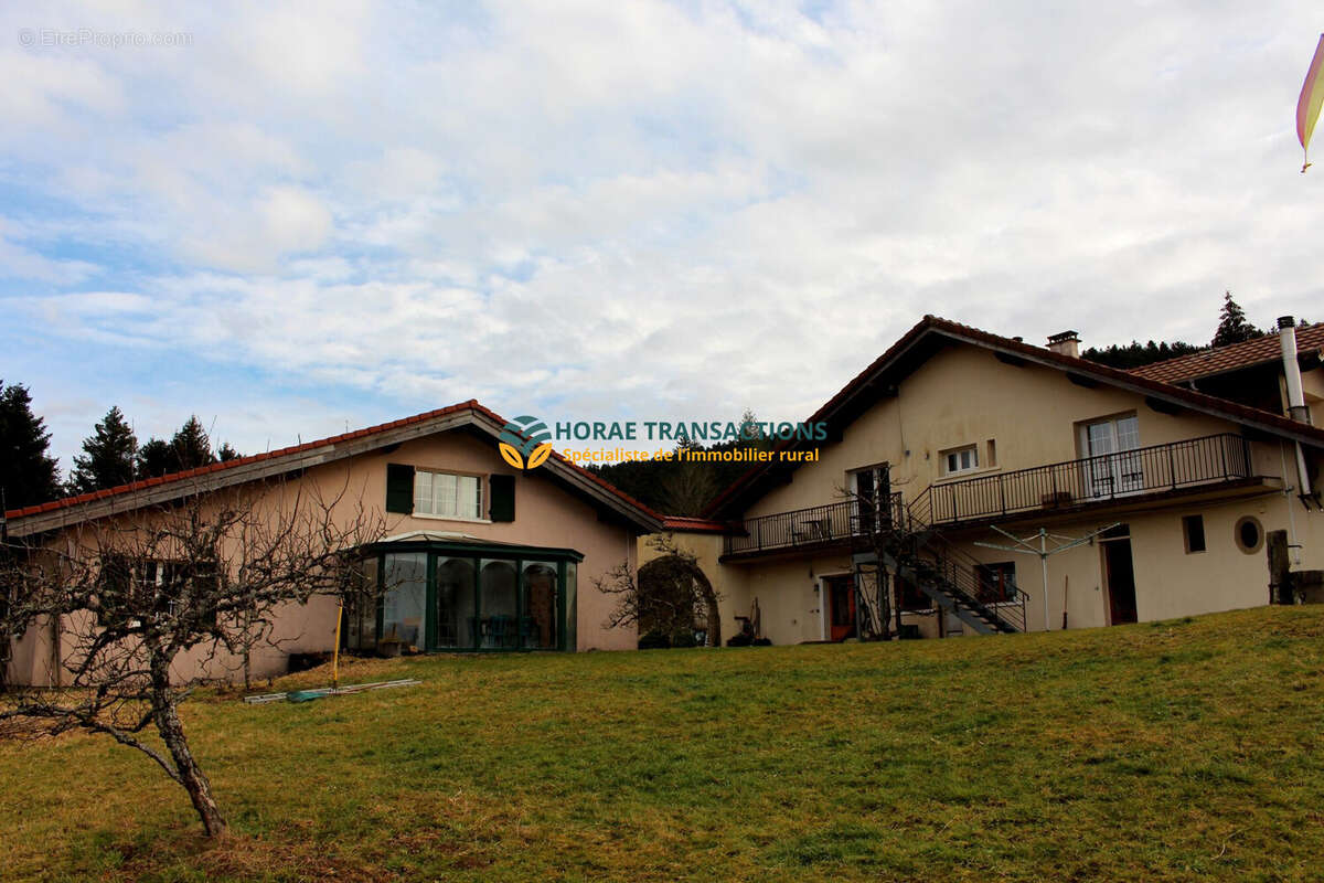 Maison à LE VAL-D&#039;AJOL