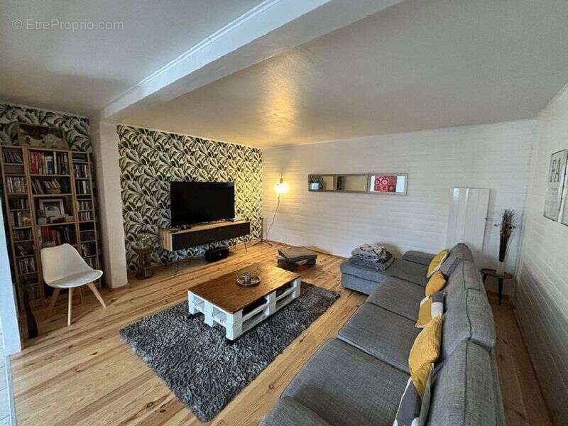 Maison à SAINTE-FOY-LES-LYON