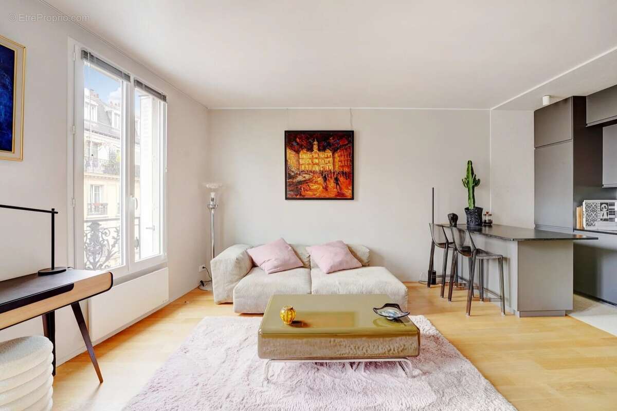 Appartement à PARIS-4E