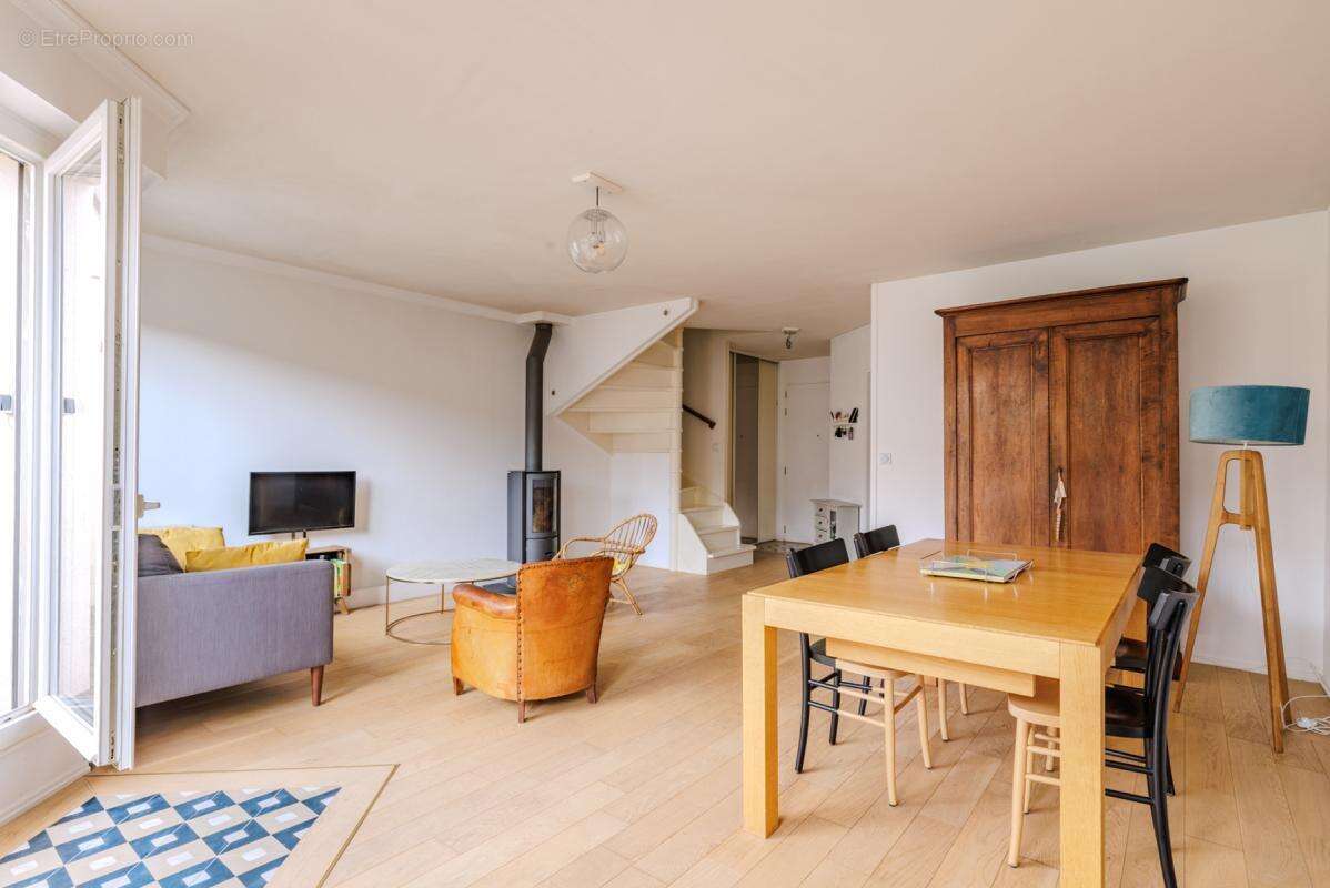 Appartement à SAINT-NOM-LA-BRETECHE