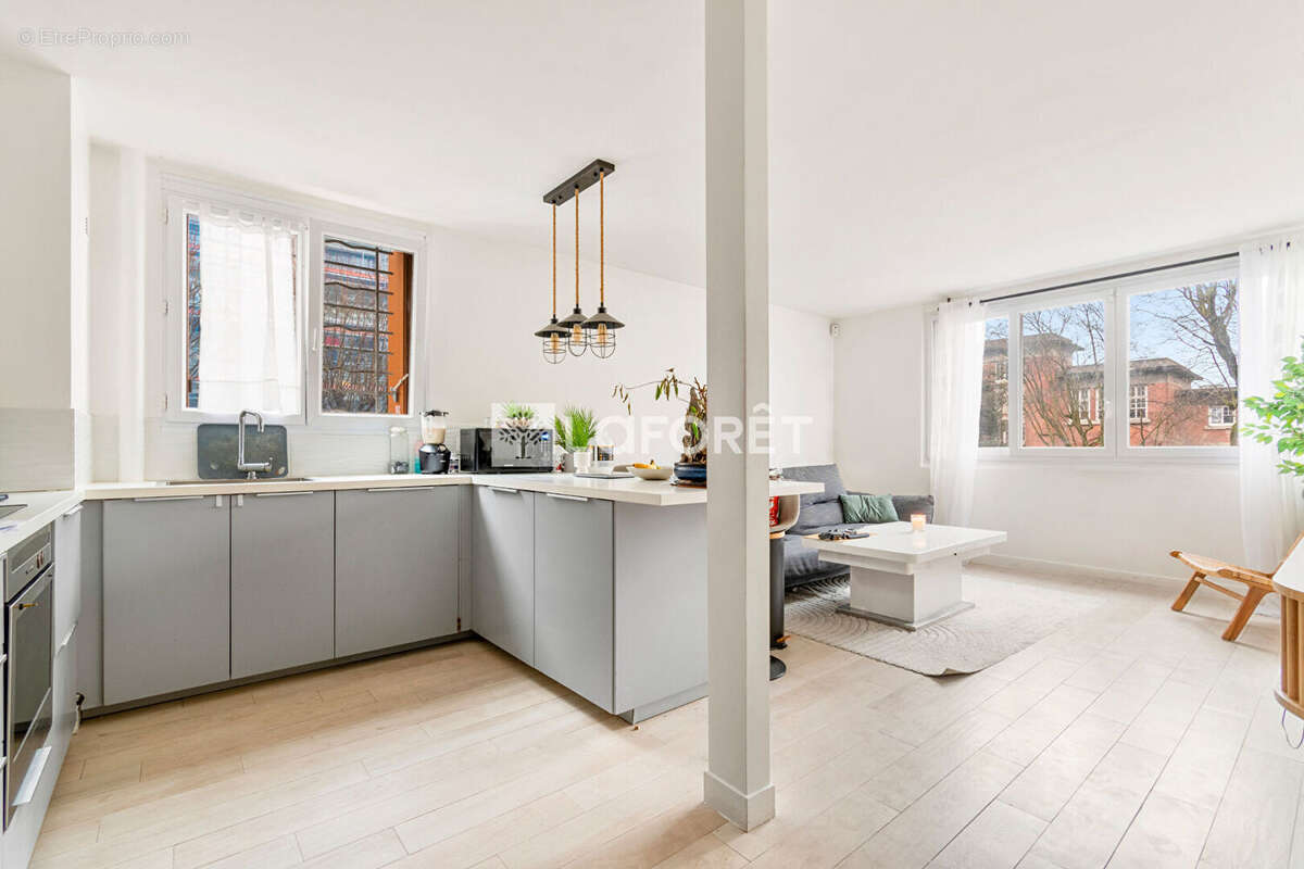 Appartement à SURESNES