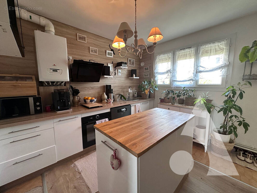 Maison à SAINT-ANDRE-LES-VERGERS