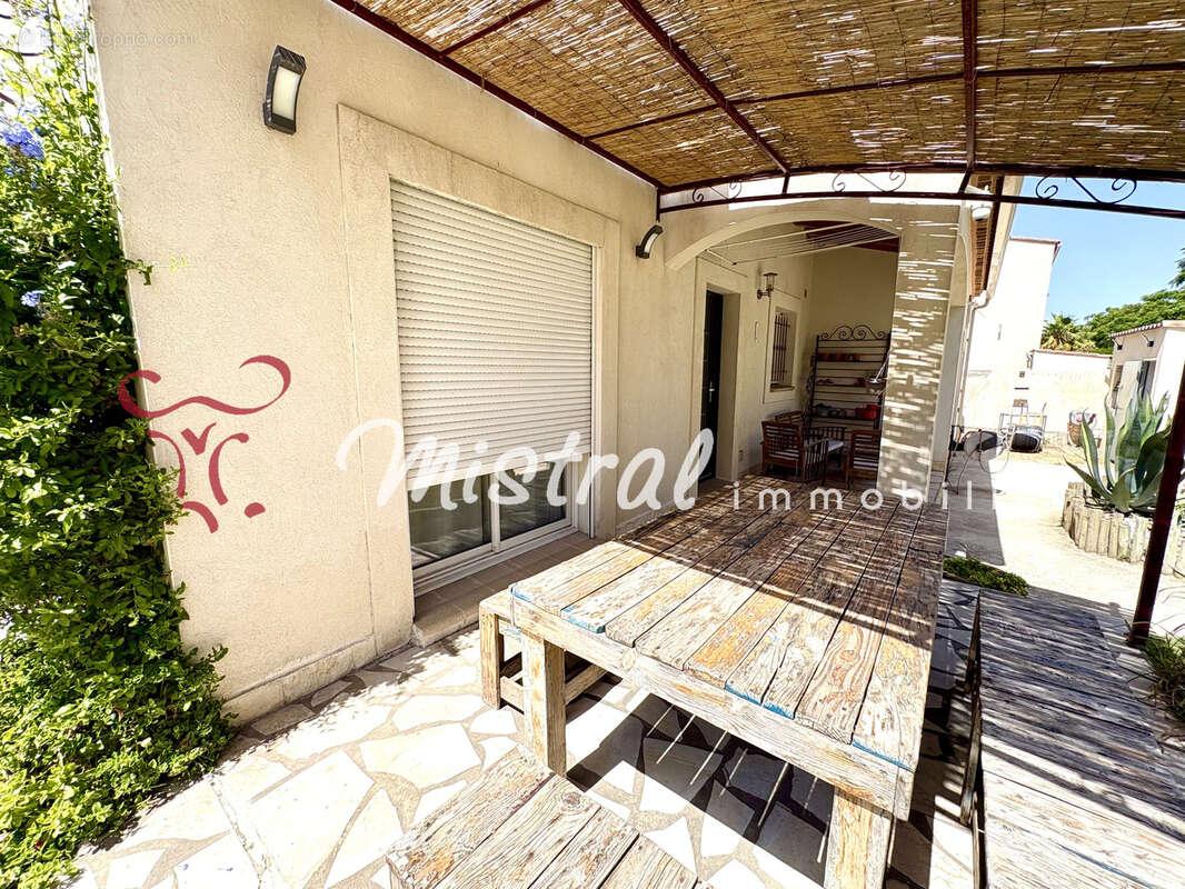 Vente villa aigues mortes 3 chambres garage et piscine - photo 12