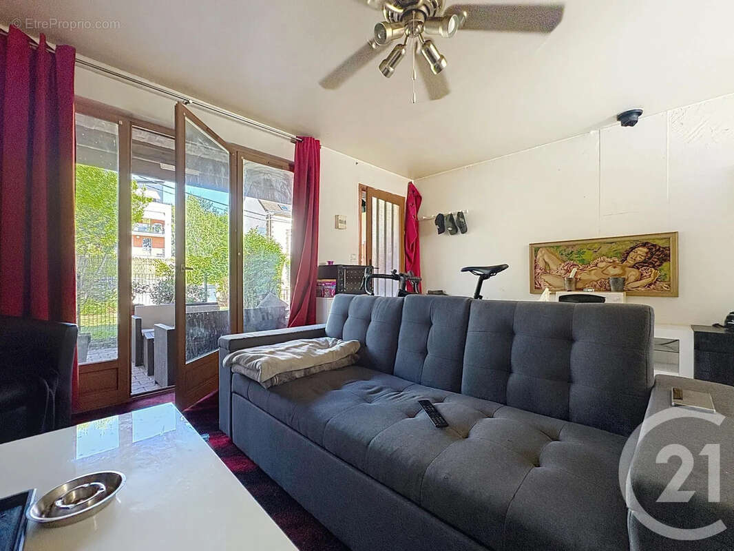 Appartement à SAINTE-SAVINE