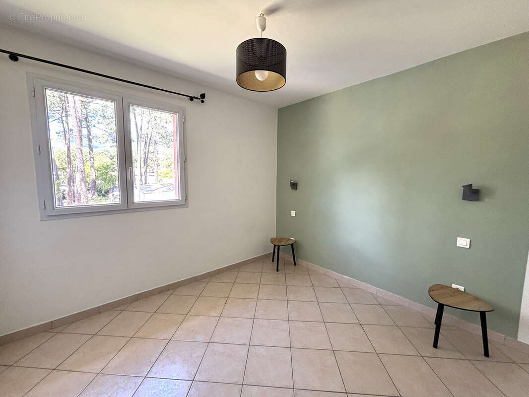 Appartement à LECCI