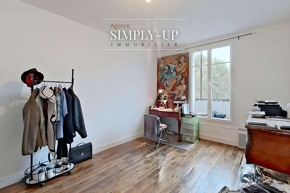 Appartement à NEUILLY-SUR-SEINE